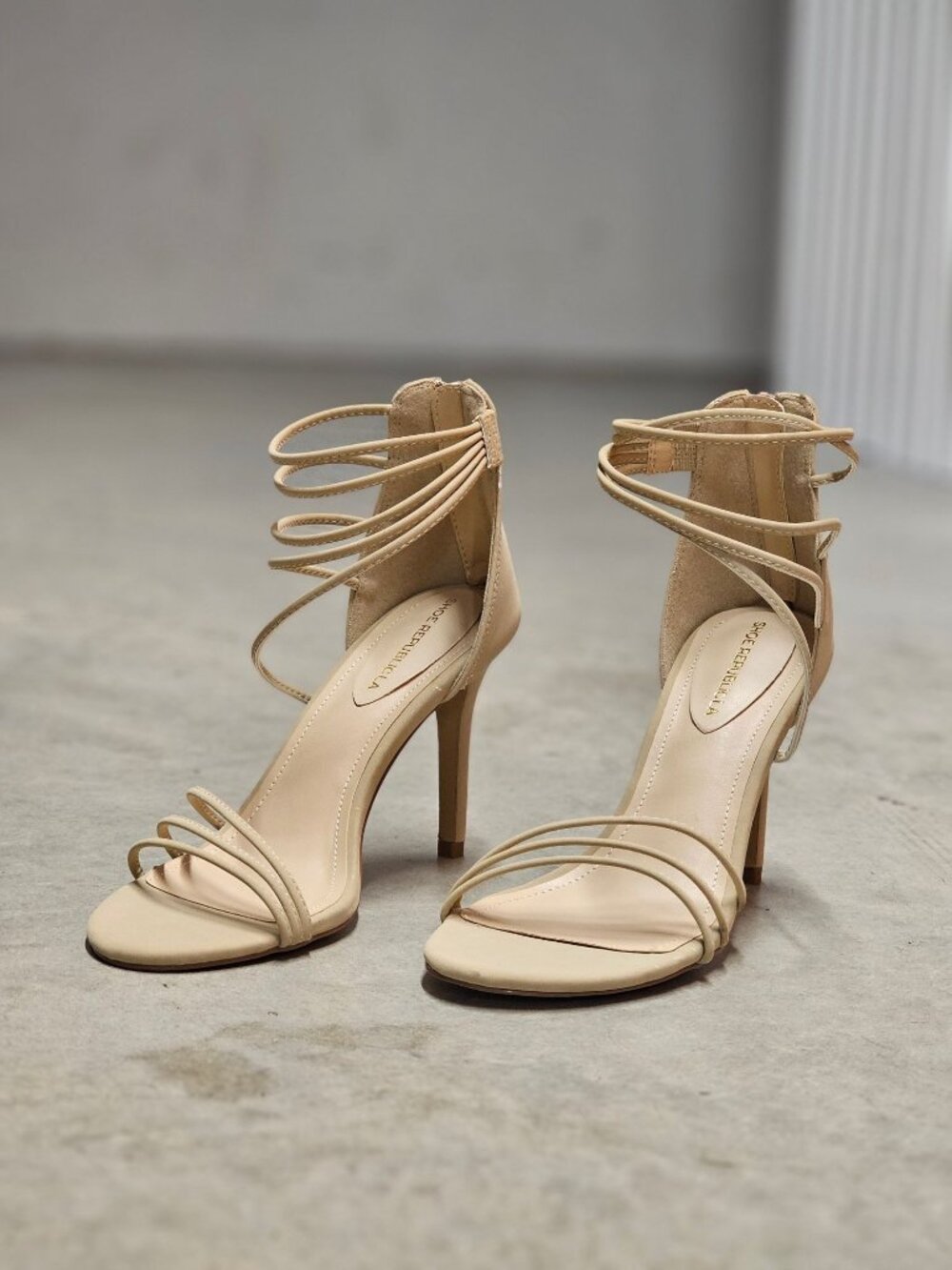 Strappy Natural Heeled Sandals With Zipper Back Closure Stiletto Heel Elegant De - Picture 12 of 12